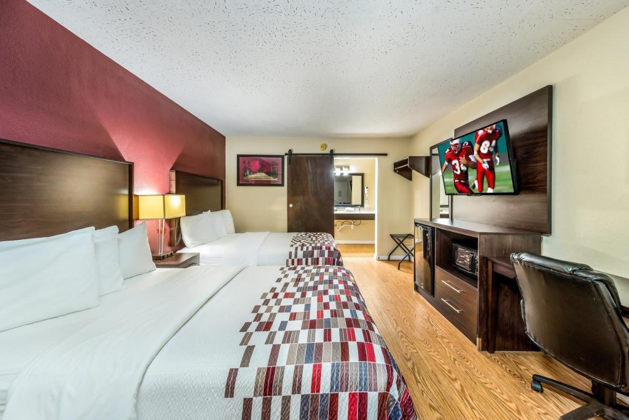 Red Roof Inn & Suites Wapakoneta Eksteriør billede